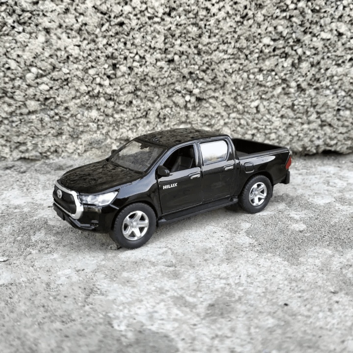 Pull-Back Metal Diecast 4x4 Revo Hilux For Kids